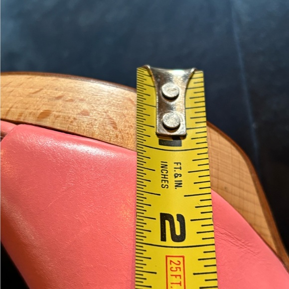 CHANEL Interlocking CC logo leather slides. Good condition. - Picture 7 of 8